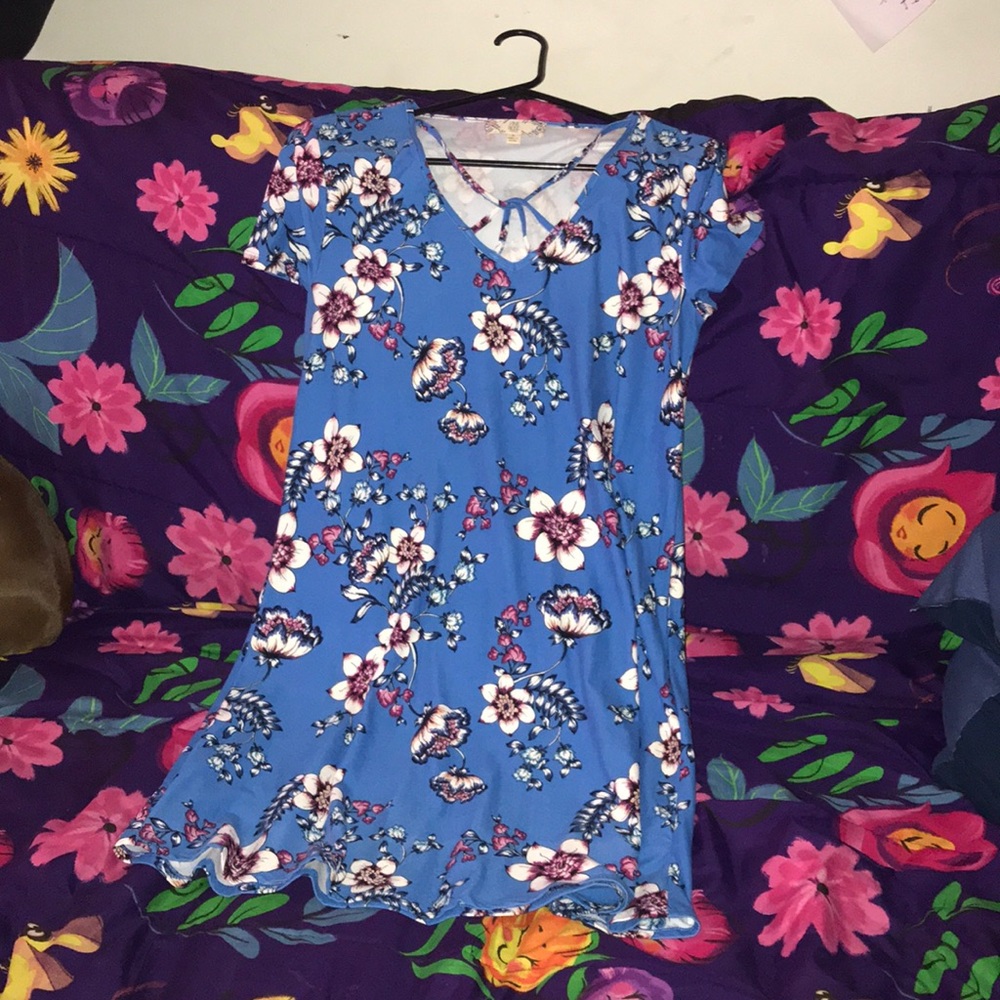 Floral pattern dress
